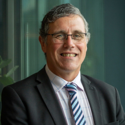 Dr Karaitiana Taiuru